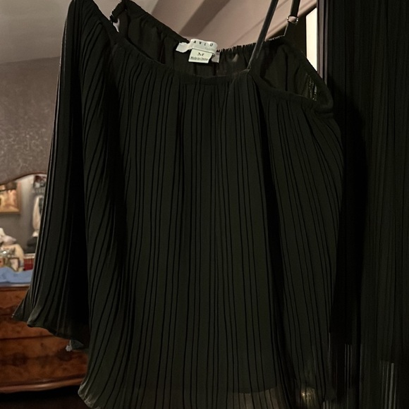 Two-piece crop top high, waisted, beautiful crepe and delicate like new - Picture 3 of 10